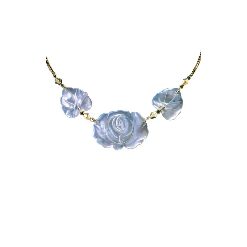 Collier fleur de nacre