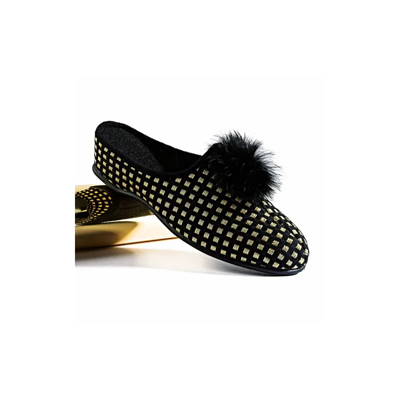 Mules pompon chic