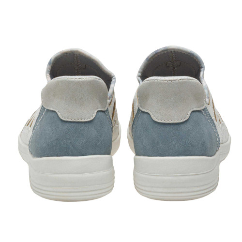 Baskets aérées massantes