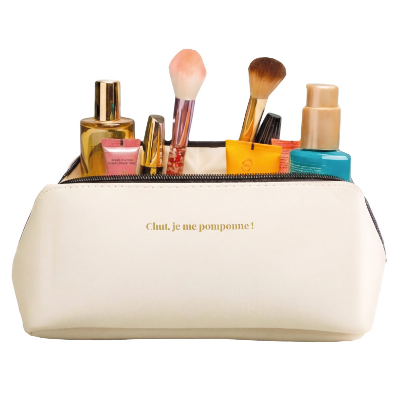 EN CADEAU :  La trousse Vanity